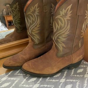 Laredo cowboy boots